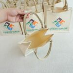 กระเป๋าแคนวาสสกรีนลาย - Image 3