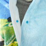 ผ้าห่มคลุมไหล่พิมพ์ลายมีกระดุม - Image 13