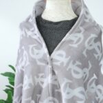 ผ้าห่มคลุมไหล่พิมพ์ลายมีกระดุม - Image 7