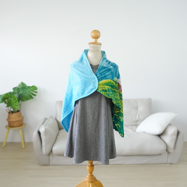 BLB0001S01 ผ้าห่มคลุมไหล่พิมพ์ลายมีกระดุม - Image 1